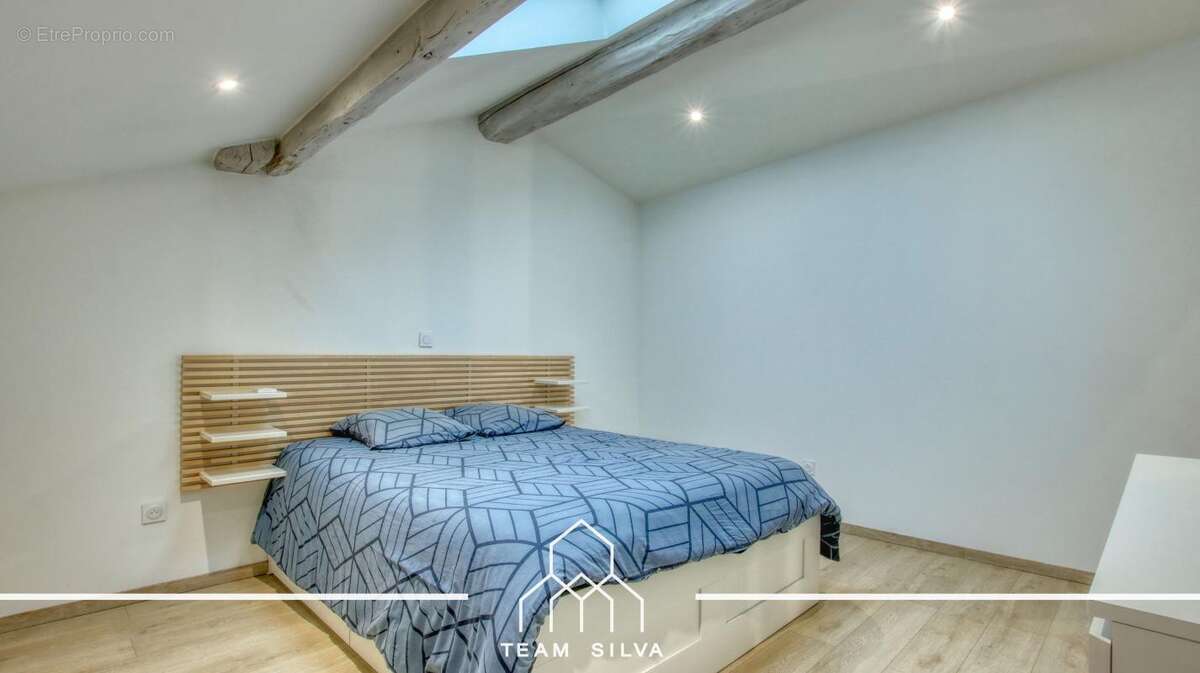 Maison à SEREZIN-DU-RHONE