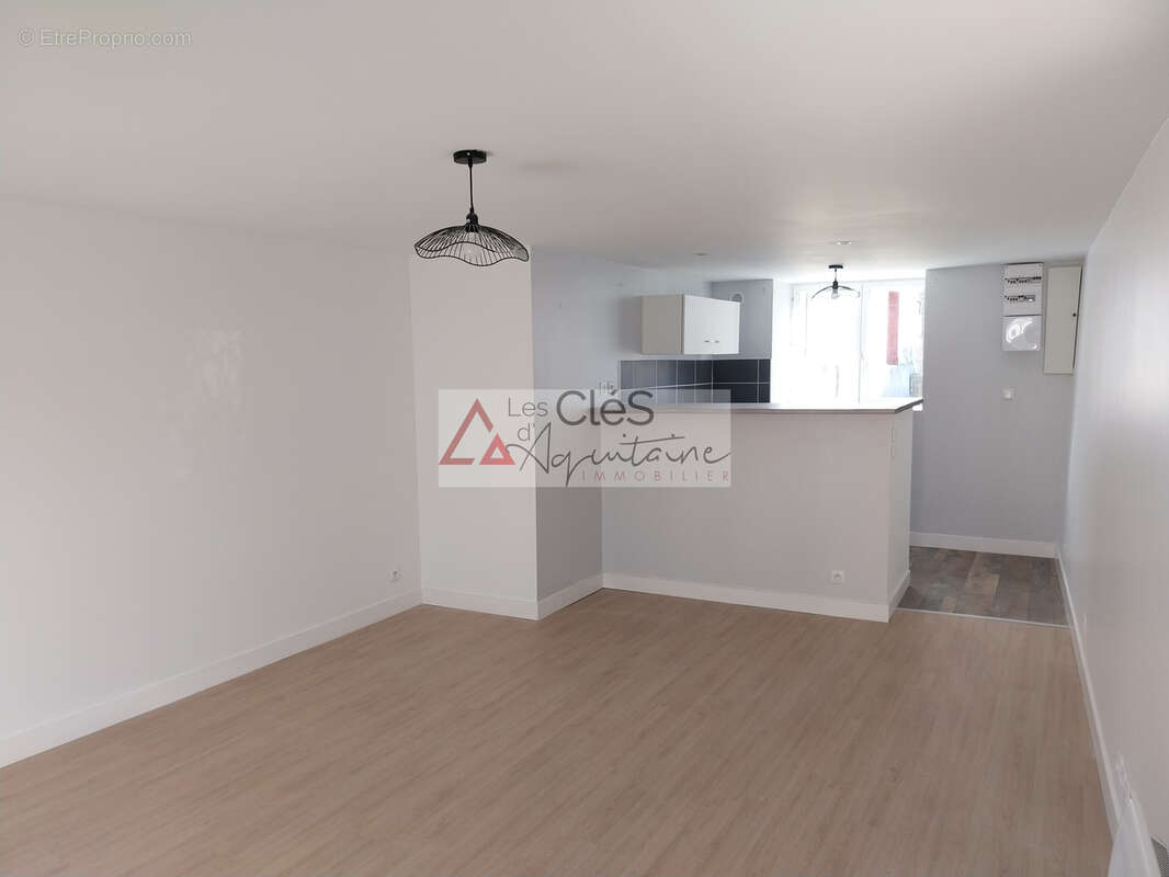 Appartement à LA SAUVE