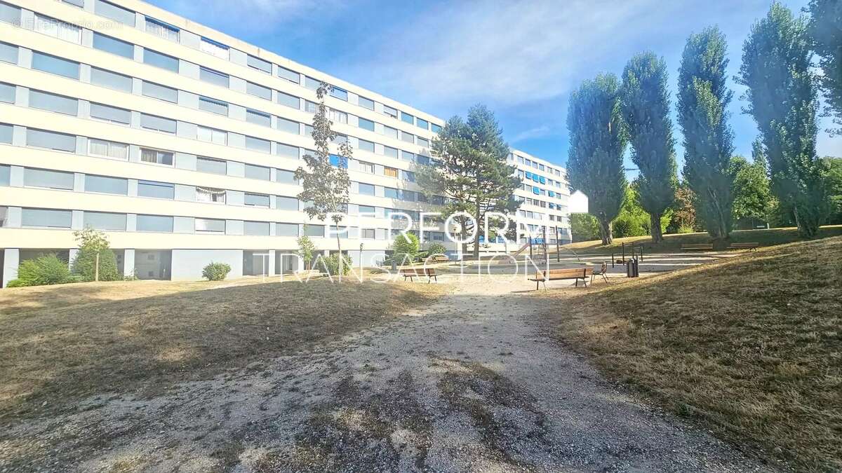 Appartement de 4 pièces / Résidence Percevalière à Seyssinet-Pariset - photo 7