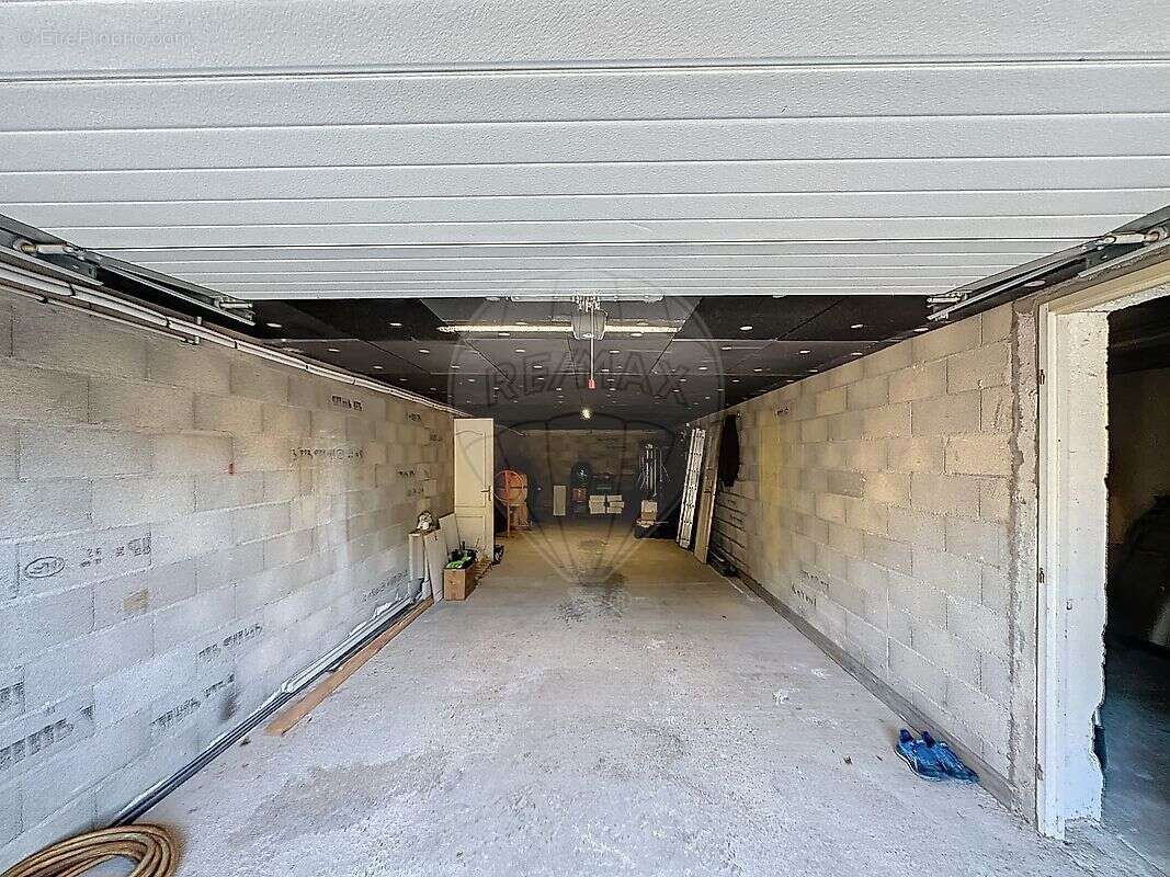 Maison à SAINTE-ANASTASIE