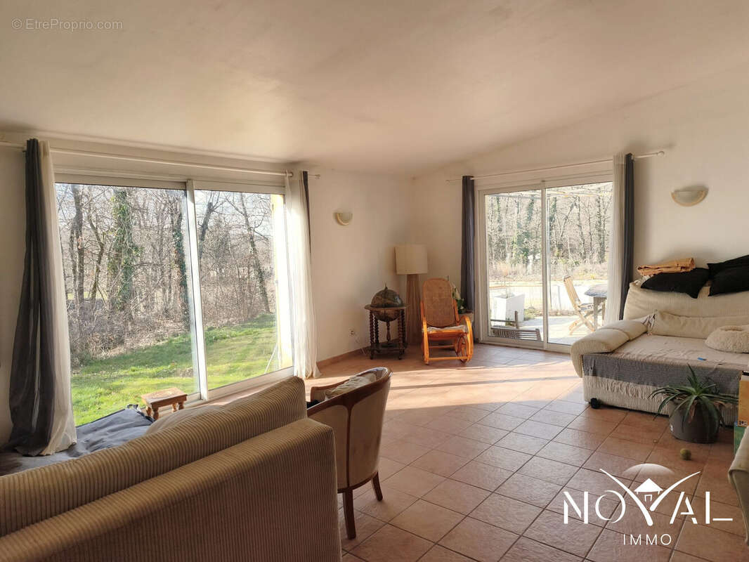 Maison à SAINT-VALLIER-DE-THIEY