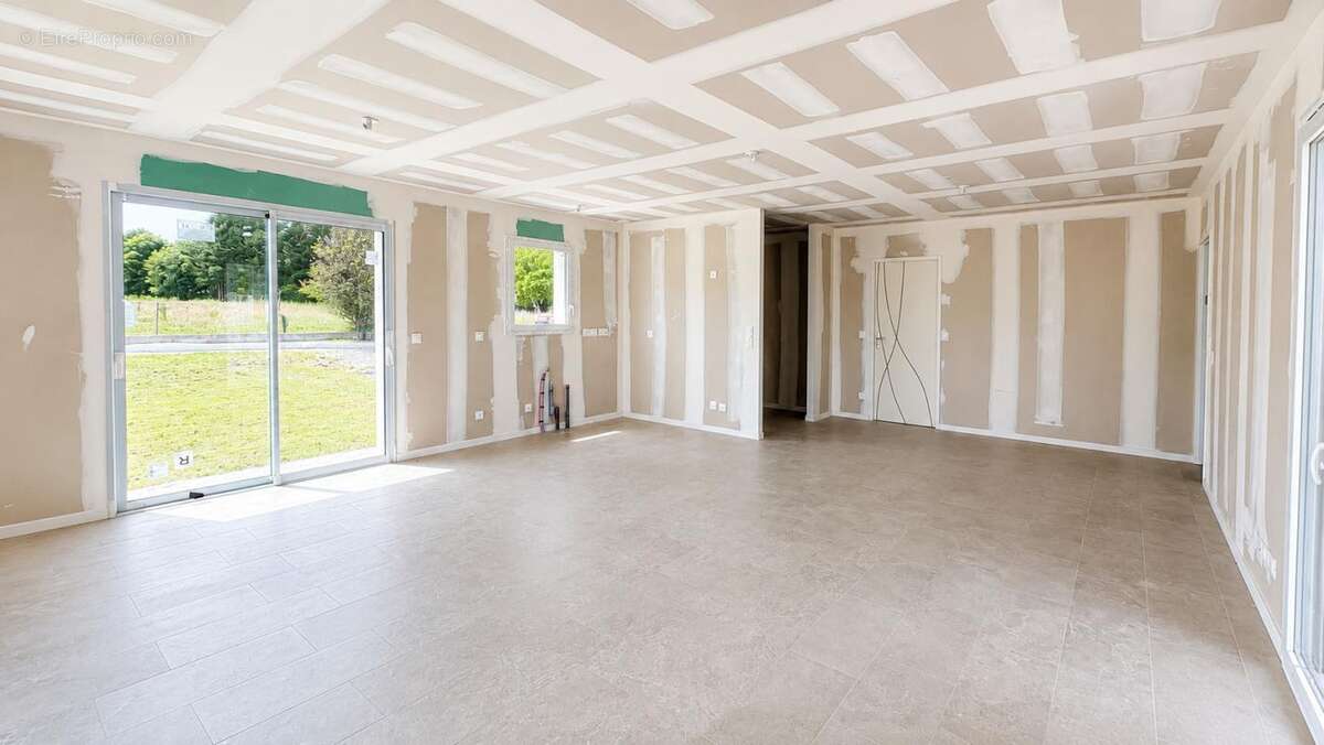 Maison à MANSLE