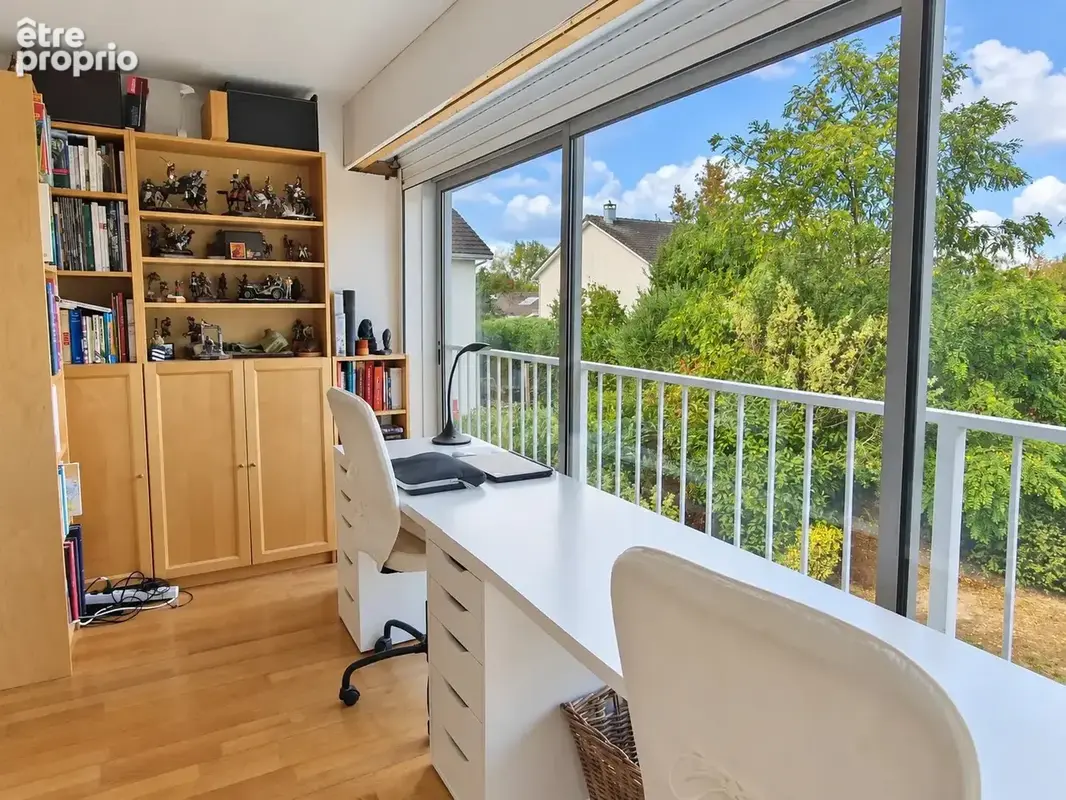 Maison 8 pièces 182 m² à vendre à Voisins-Le-Bretonneux (78960) - photo 9
