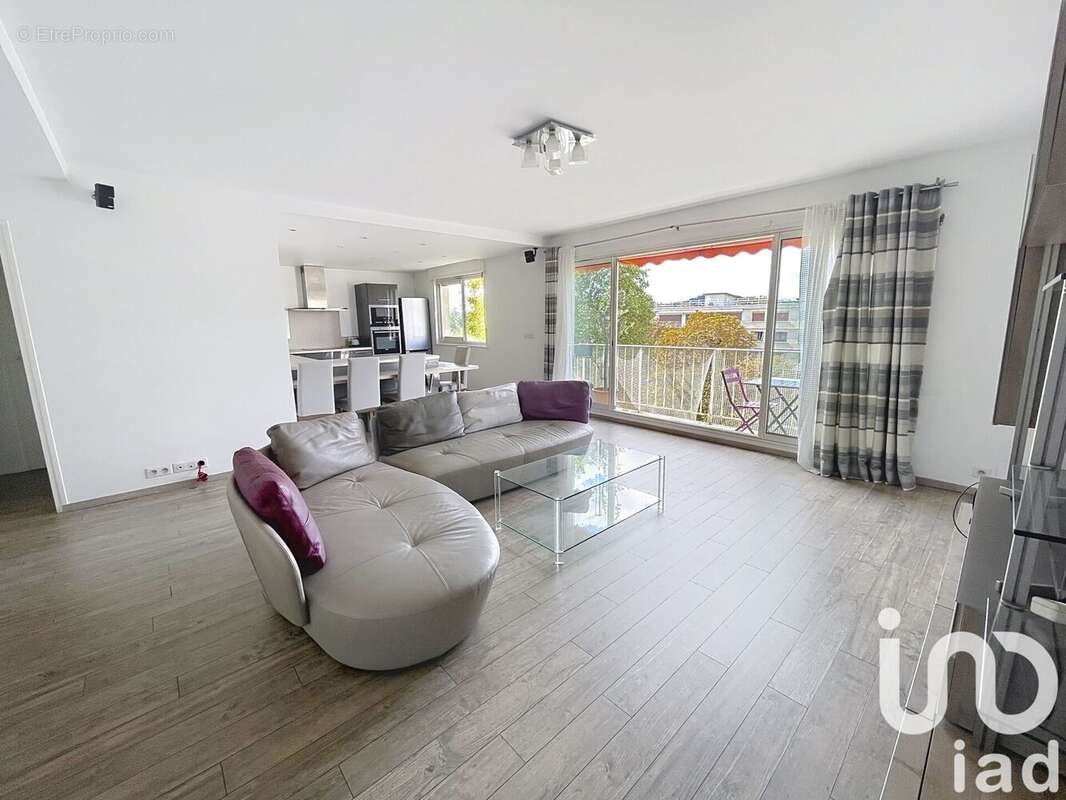 Photo 2 - Appartement à NEUILLY-SUR-SEINE