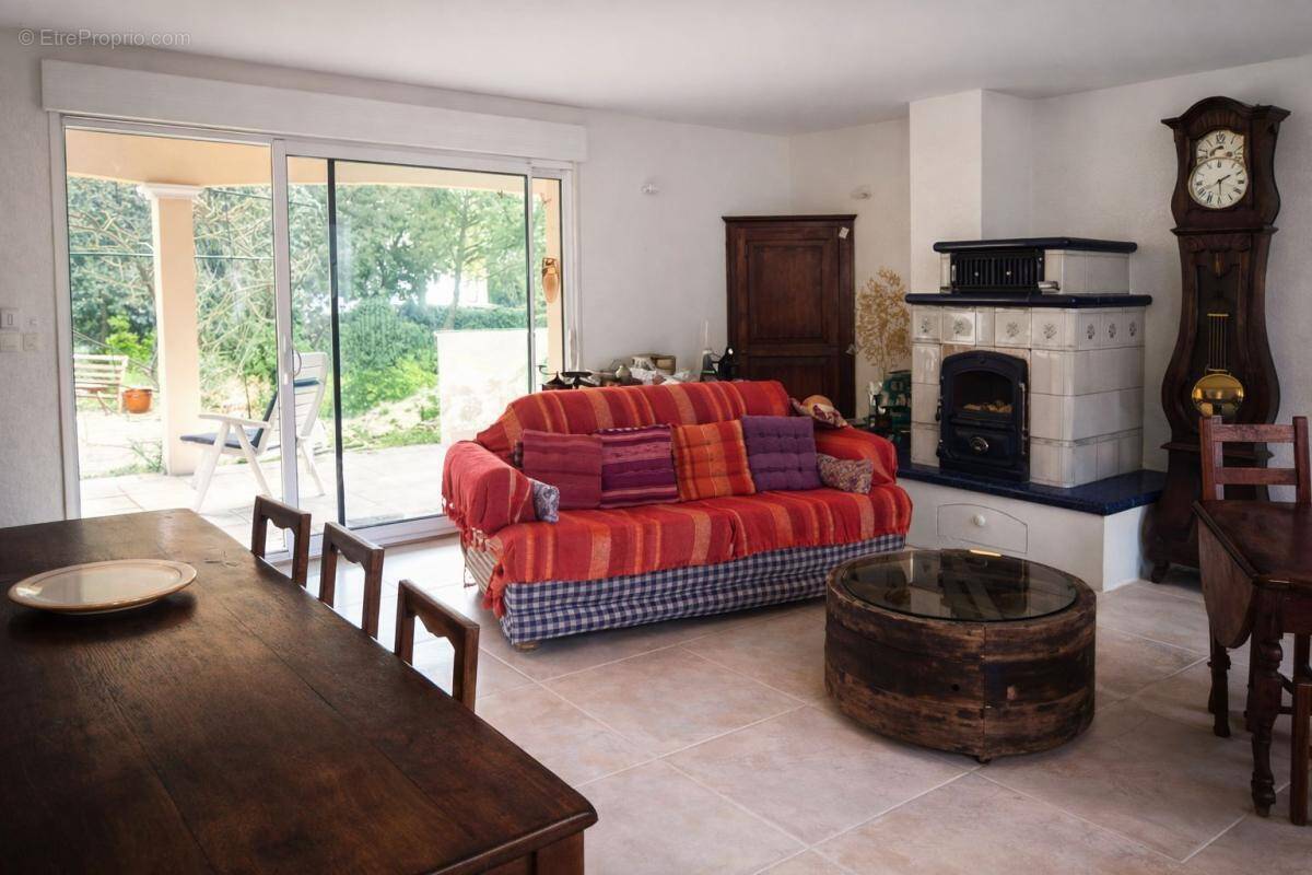 Maison à MESCHERS-SUR-GIRONDE