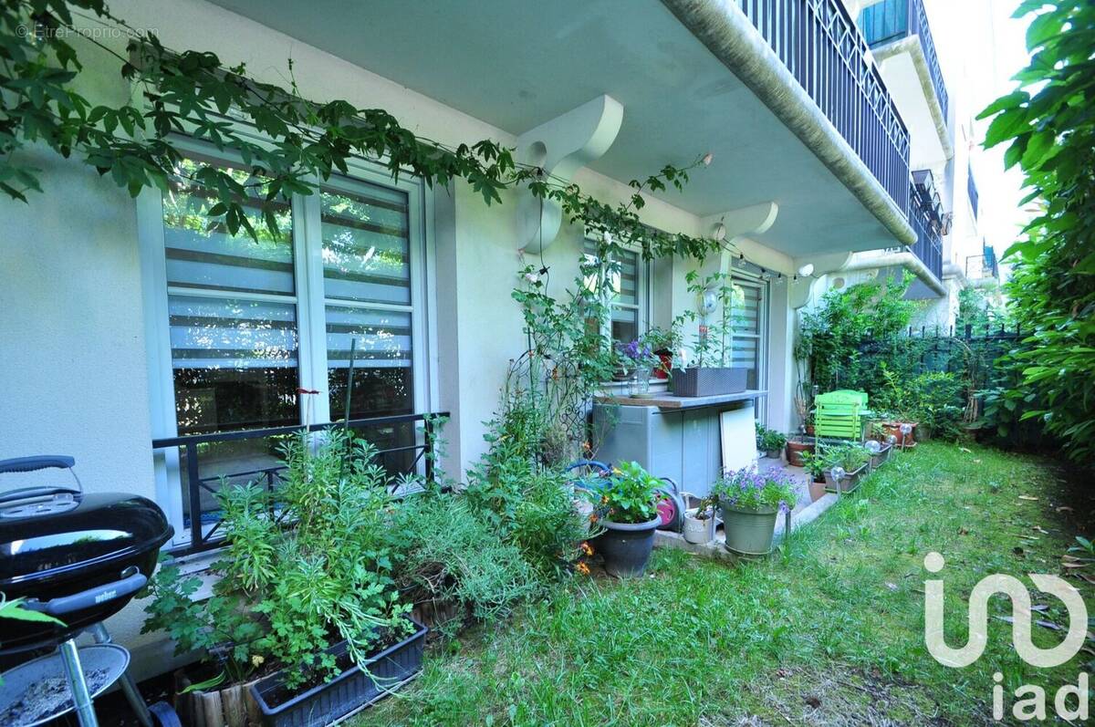 Photo 1 - Appartement à BUSSY-SAINT-GEORGES