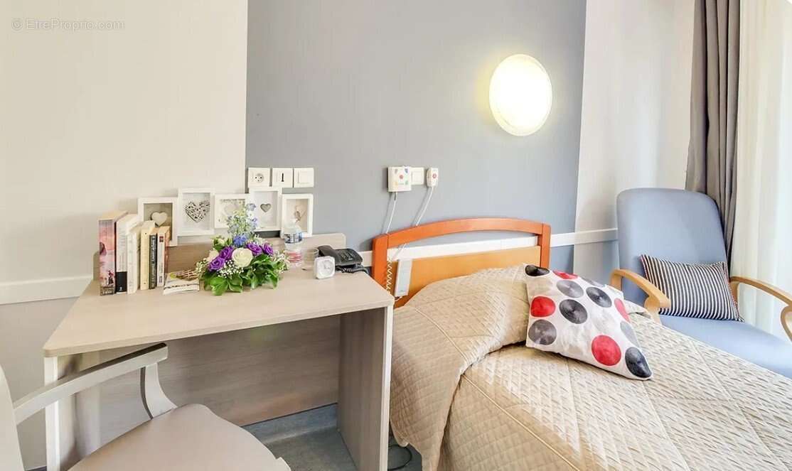 INVESTISSEMENT LOCATIF  Nice  Résidence EHPAD Bleu Soleil - 8.08 % de rentabilité - photo 3