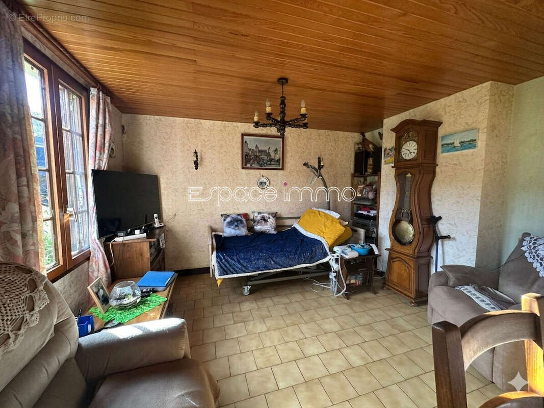 Maison à MONTVILLE