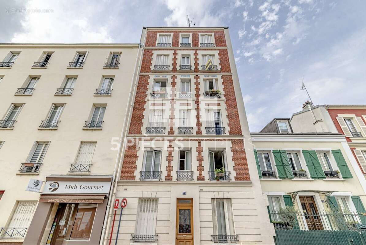 Appartement à LEVALLOIS-PERRET