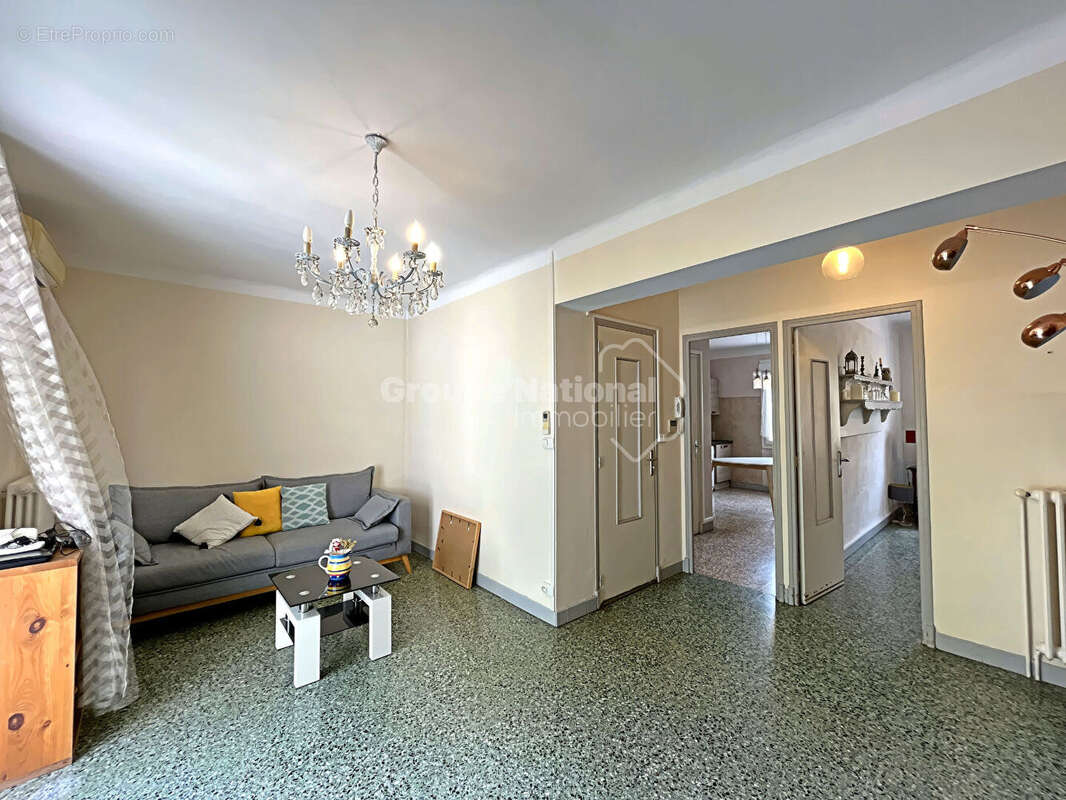 Maison de ville avec studio et garage attenants - photo 3