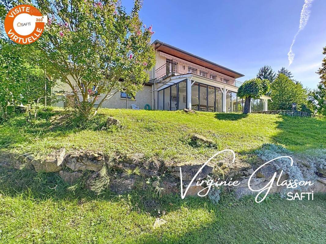 Photo 1 - Maison à SAINT-PIERRE-DE-CHANDIEU