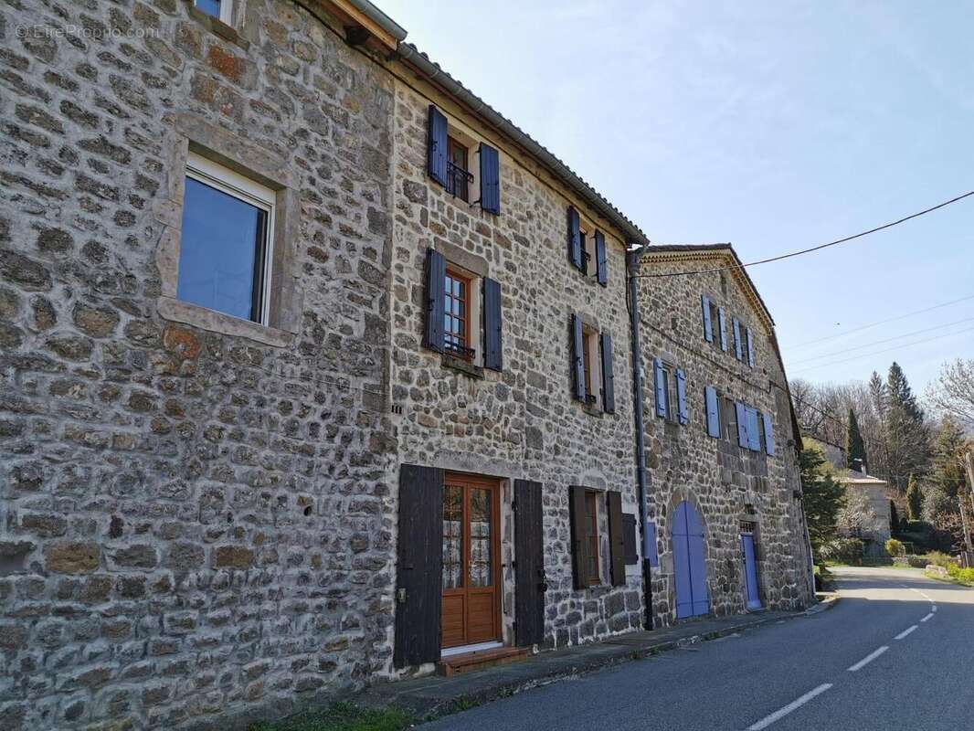   - Maison à LA SOUCHE