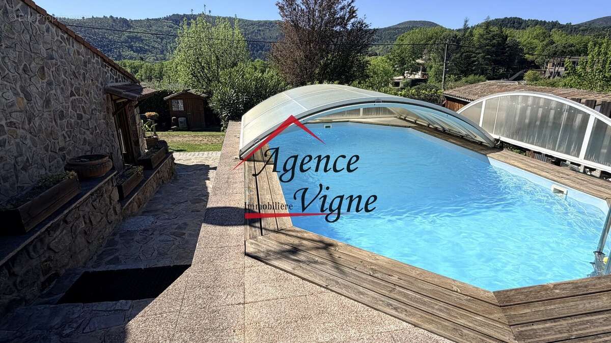 Maison à SAINT-AMBROIX