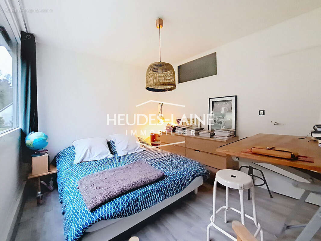 Appartement à JULLOUVILLE