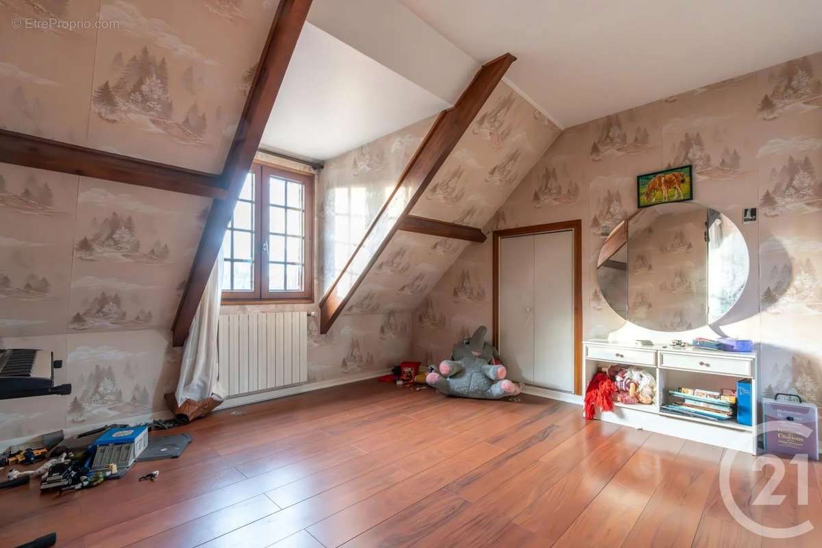 Maison à VILLIERS-SUR-MARNE