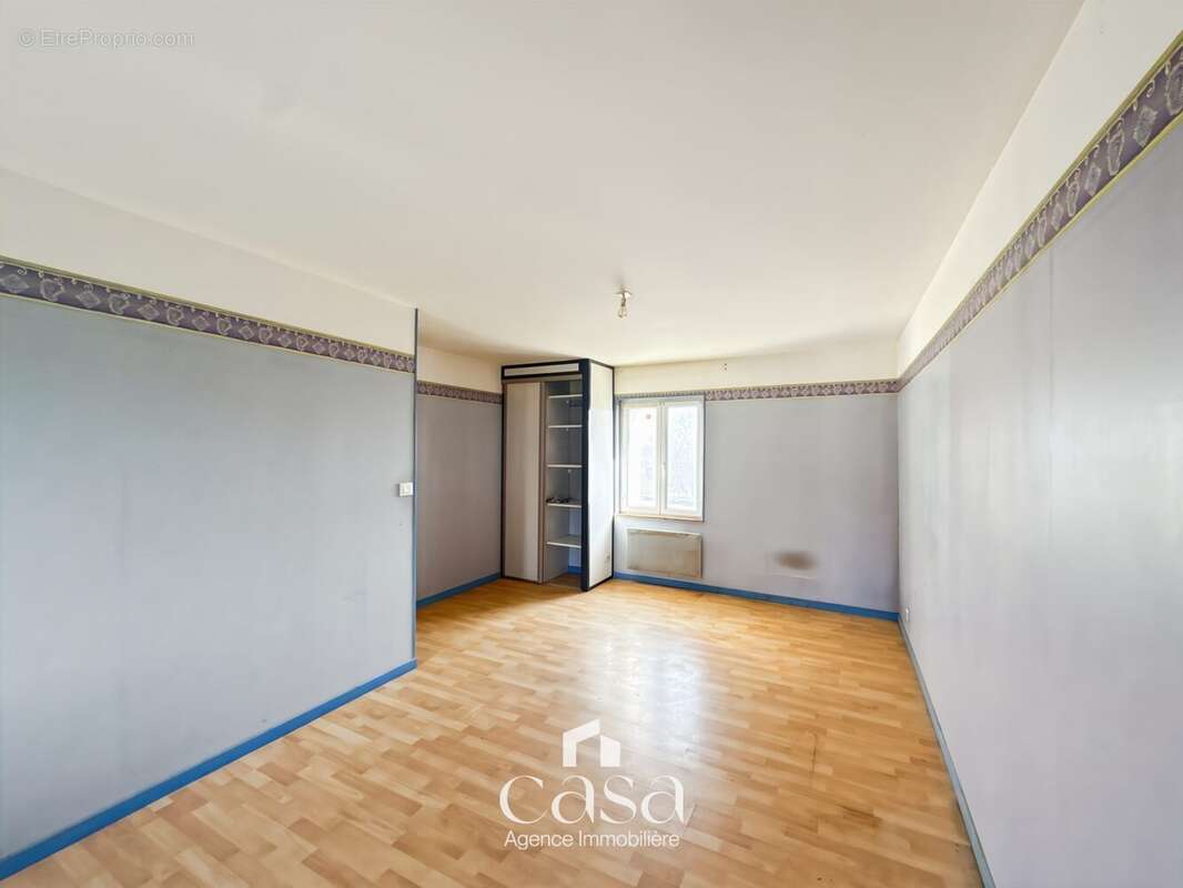 Maison à OUILLY-LE-TESSON