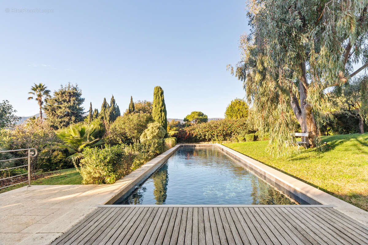 Maison à LA COLLE-SUR-LOUP