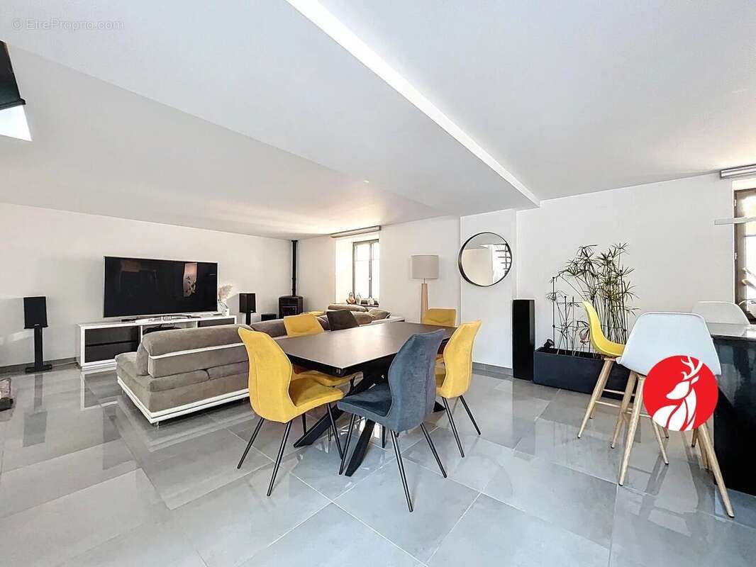 Maison à MOIGNY-SUR-ECOLE