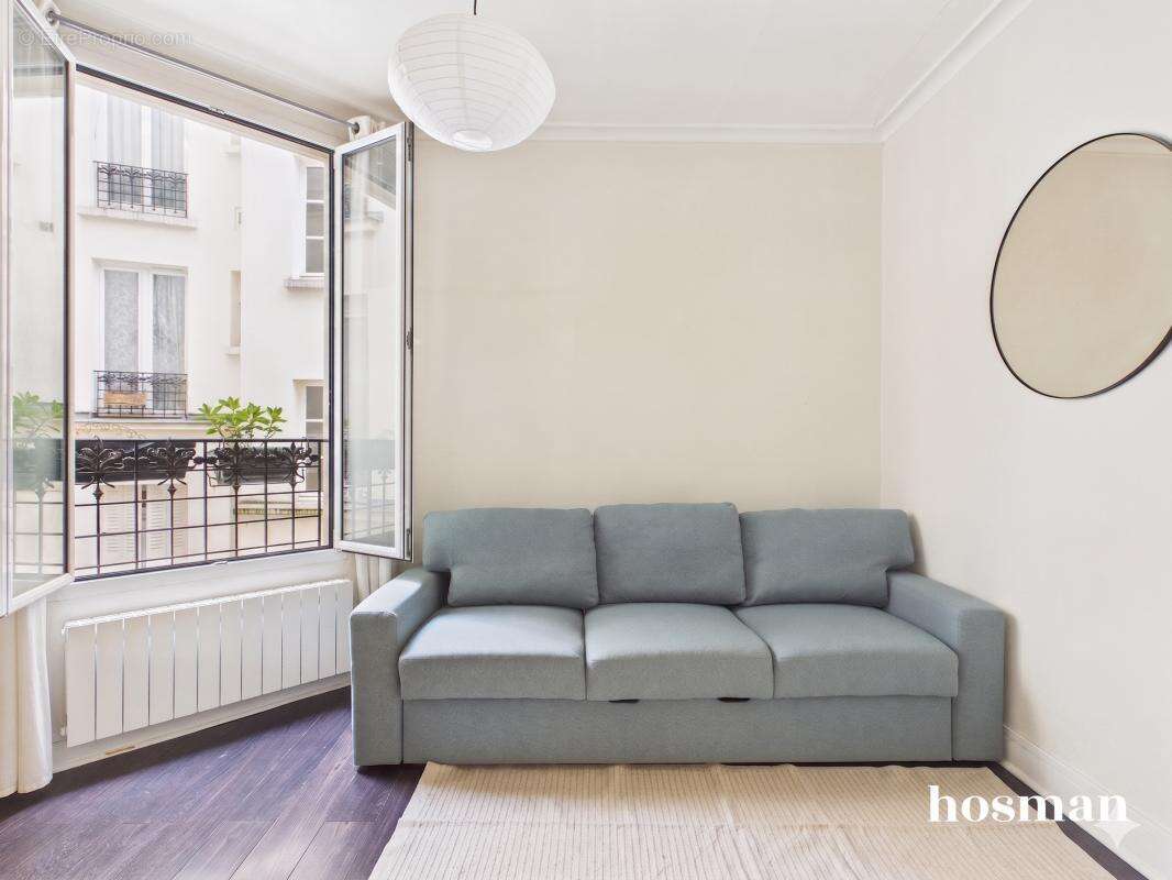 Appartement à PARIS-14E