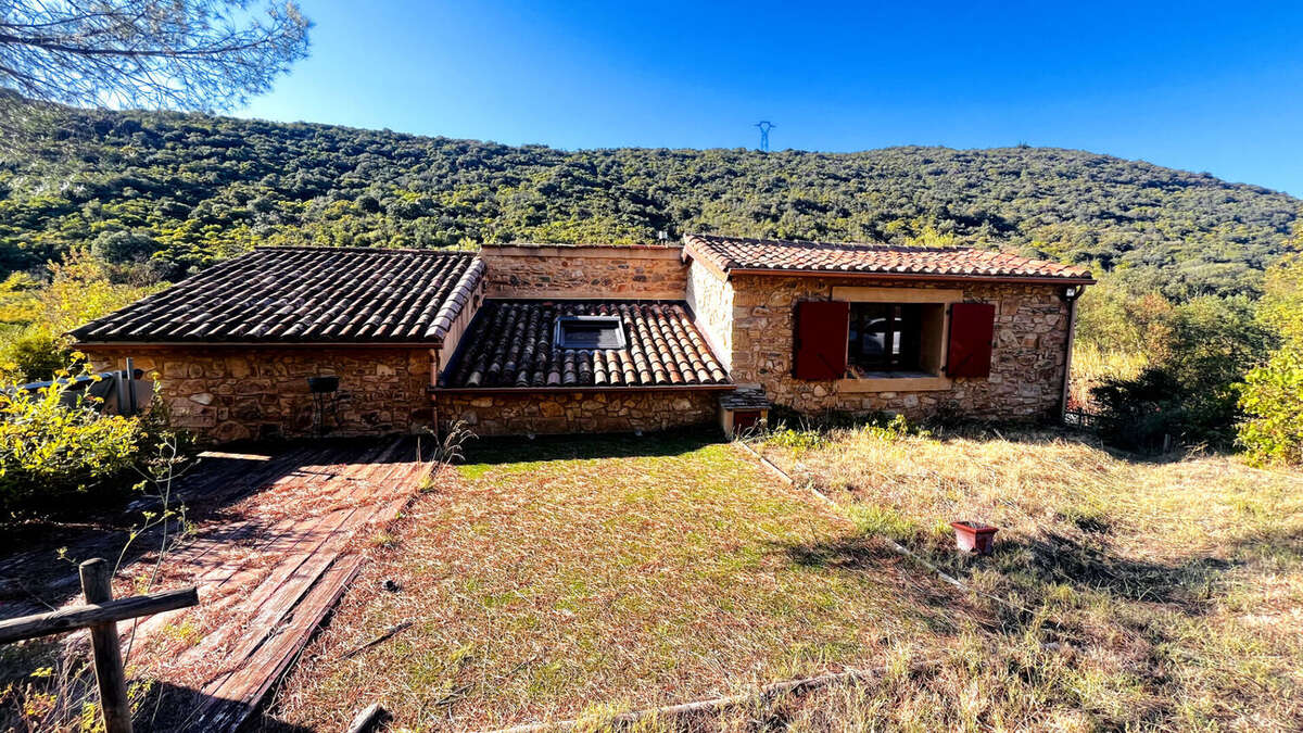 Maison à CAUSSES-ET-VEYRAN