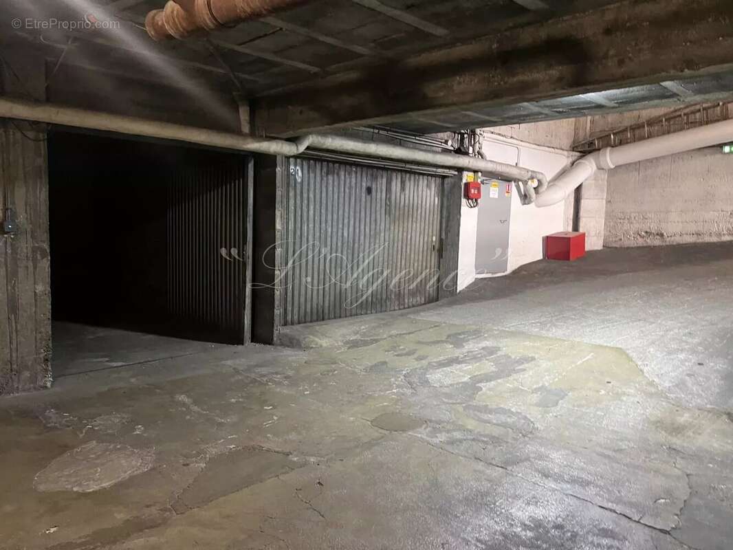 Petit garage a vendre - photo 9