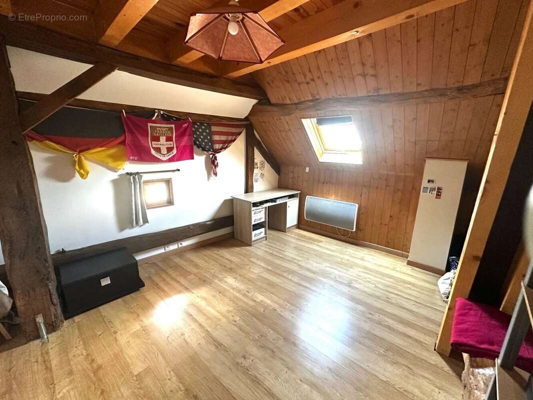 Maison 226 m² à Montcel  - photo 15