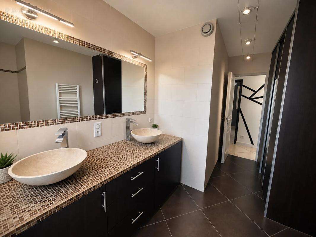 Maison de 3 pièces de 112 m² à La Seyne-sur-Mer - photo 11