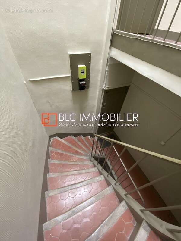 Appartement à MARSEILLE-4E