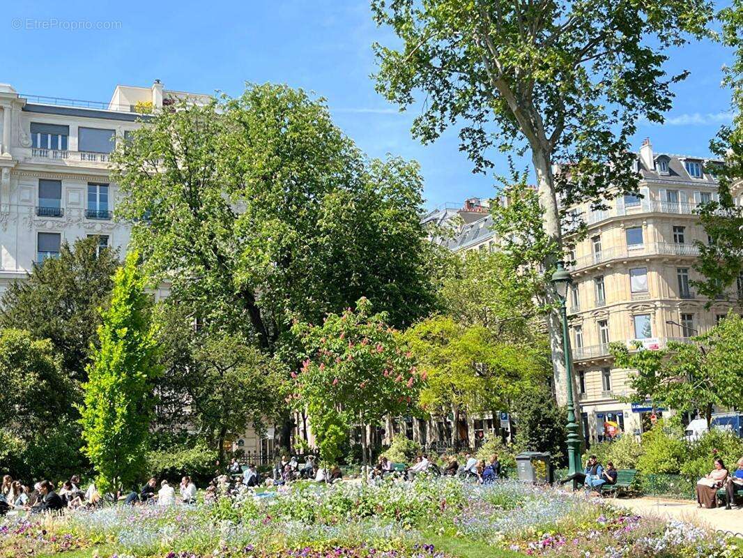 75008 Paris - Chambre -  VUE SACRÉ-COEUR - photo 14