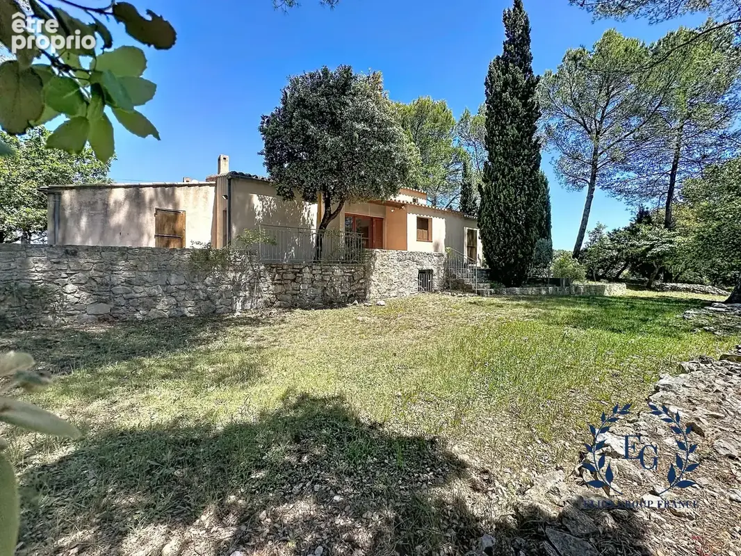 Maison 6 pièces 176 m² à vendre à Pignans (83790) - photo 3