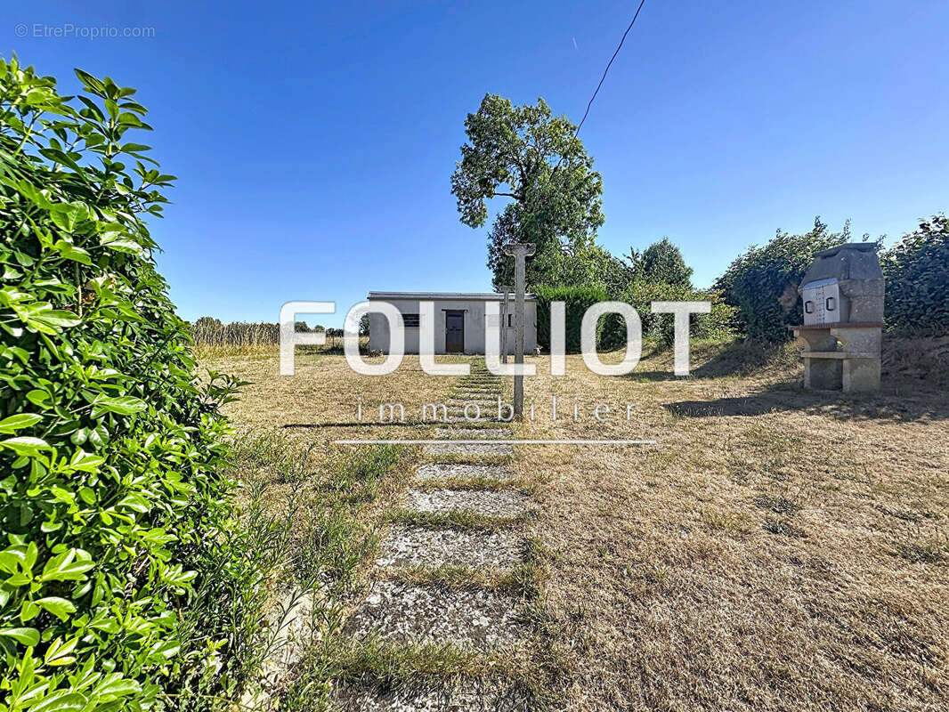 A VENDRE Maison 4 pièces à vendre à Heugueville-sur-Sienne - photo 12