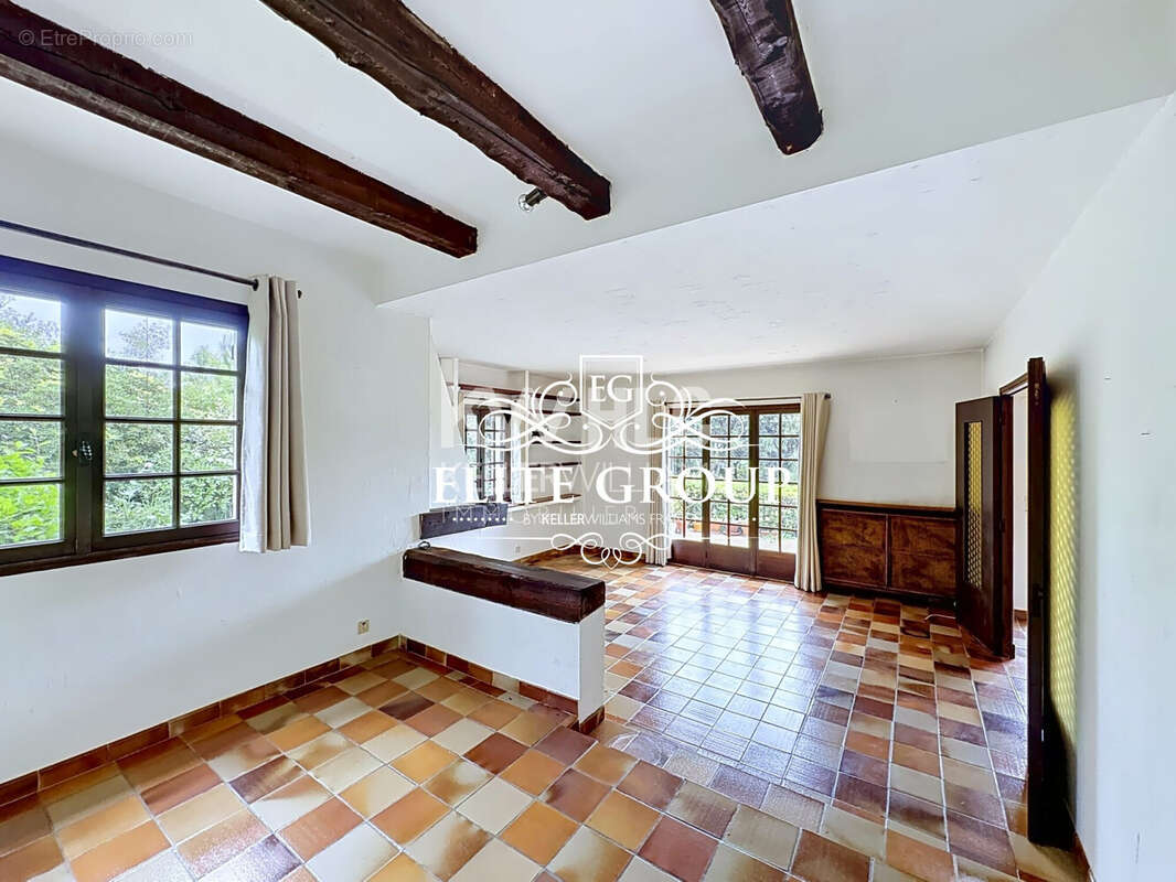 Maison 181 m² à Antibes  - photo 6