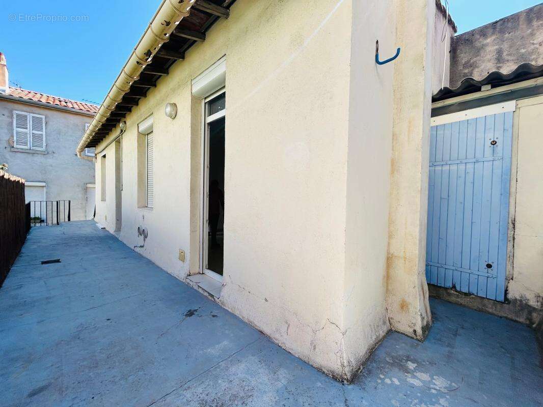 Appartement T2 entièrement rénové avec terrasse secteur Menpenti à Marseille 13010 - photo 7