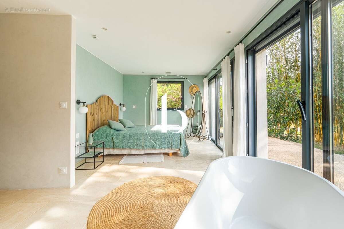 Maison à UZES