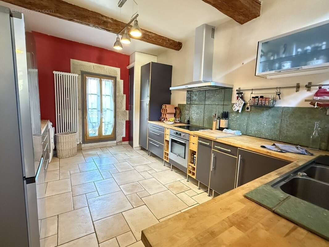 Maison à SAINT-THIBERY