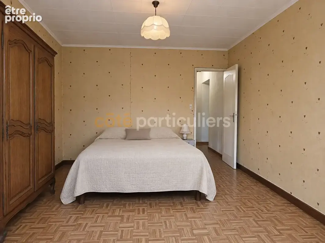 Maison en pierre, 3 chambres, 8 000 m2 de terrain. - photo 5