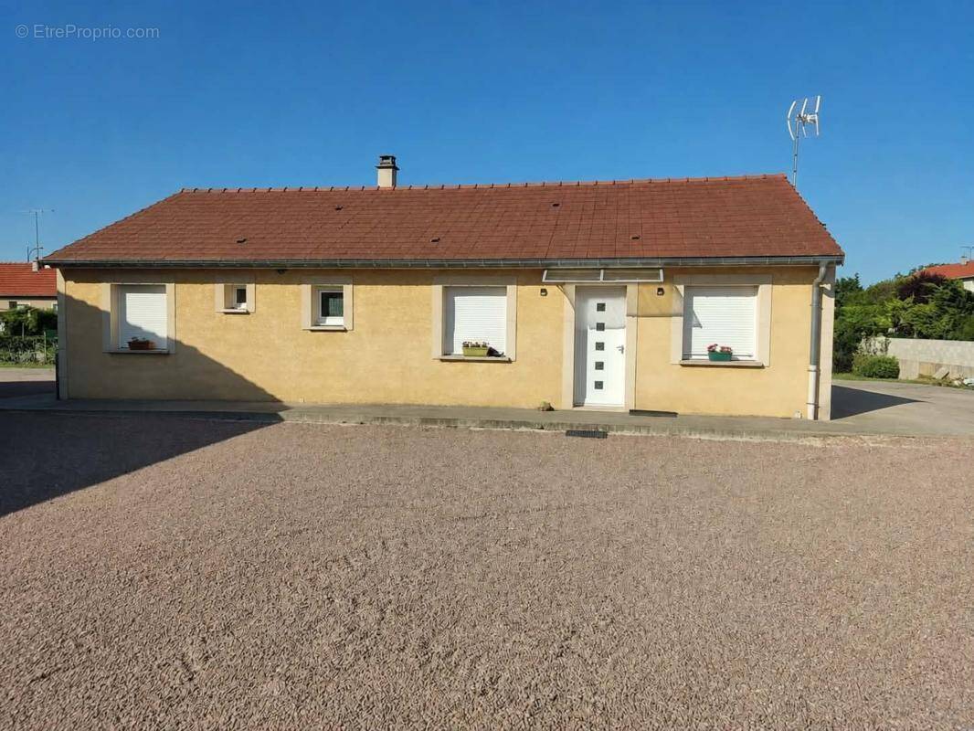 Maison à BIGNICOURT-SUR-MARNE