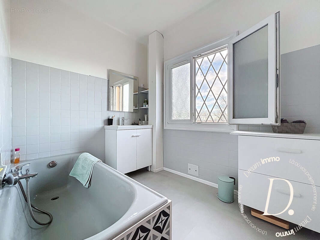 Maison à LAROQUE-DES-ALBERES