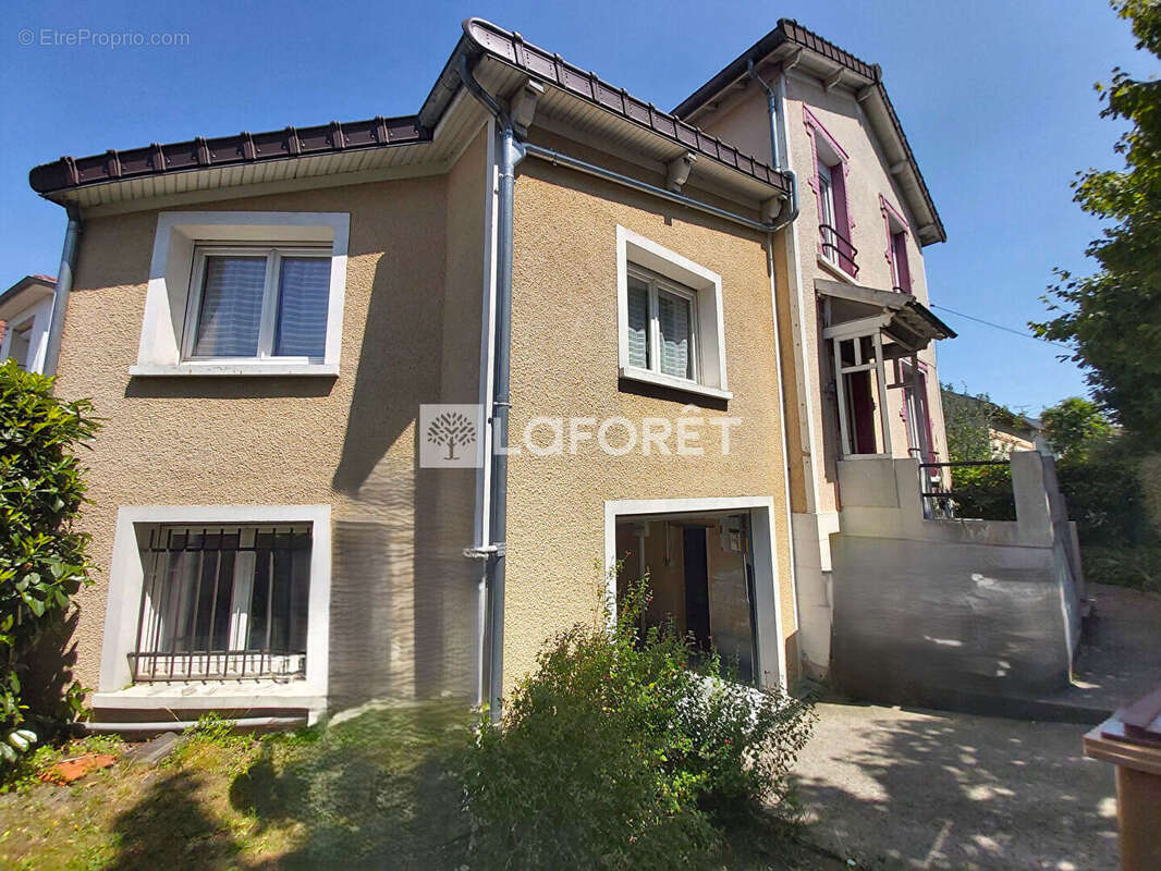 Maison à VILLEMOMBLE