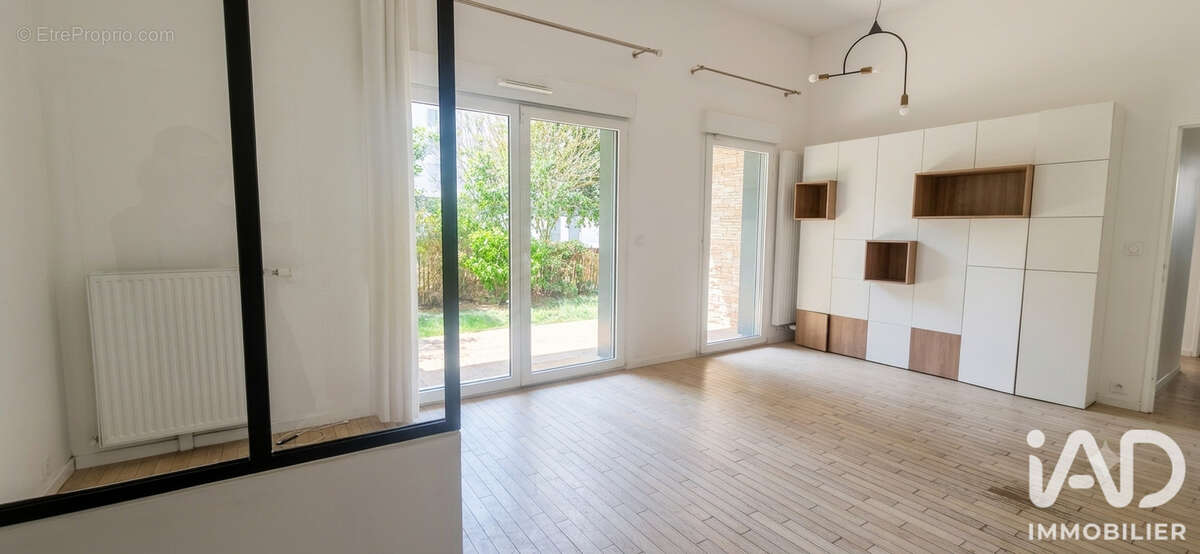 Appartement 70 m² à Antony  - photo 2