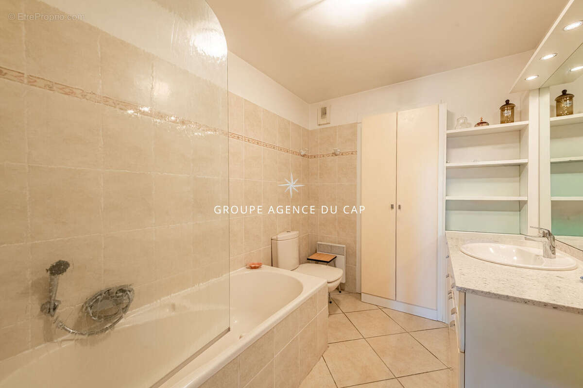 Appartement à SAINT-RAPHAEL