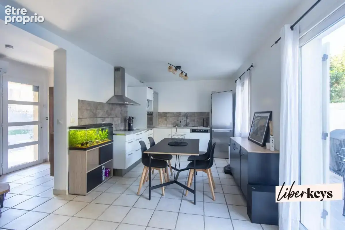 Maison T3 en impasse – garage, jardin – Istres - photo 5