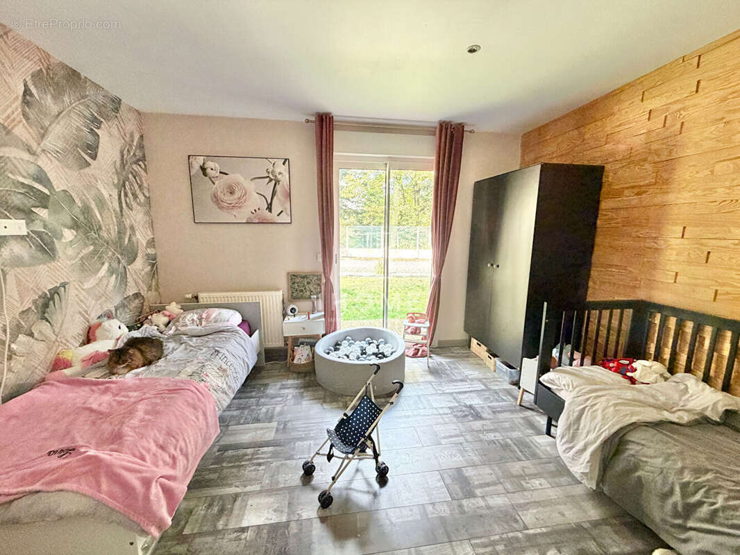 Maison à RUAUDIN