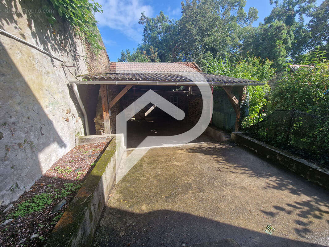 Maison à ARTHEZ-DE-BEARN