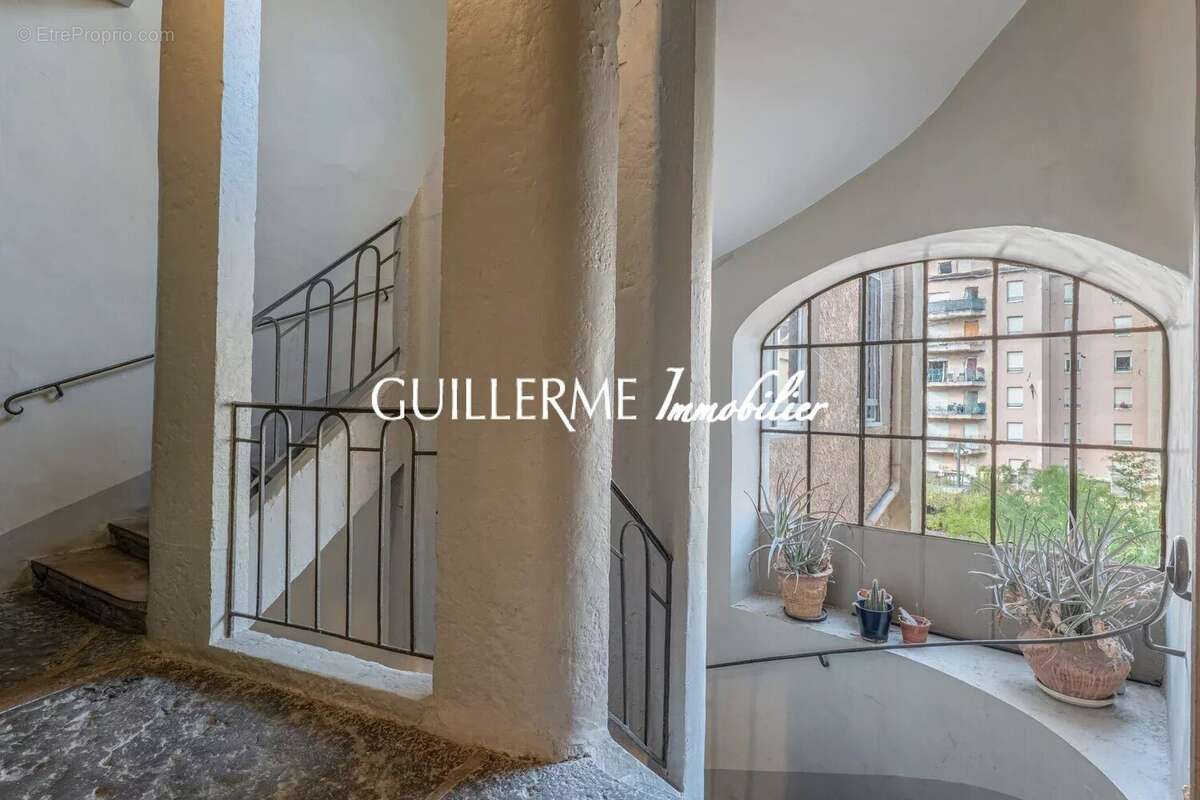 Appartement à LYON-9E