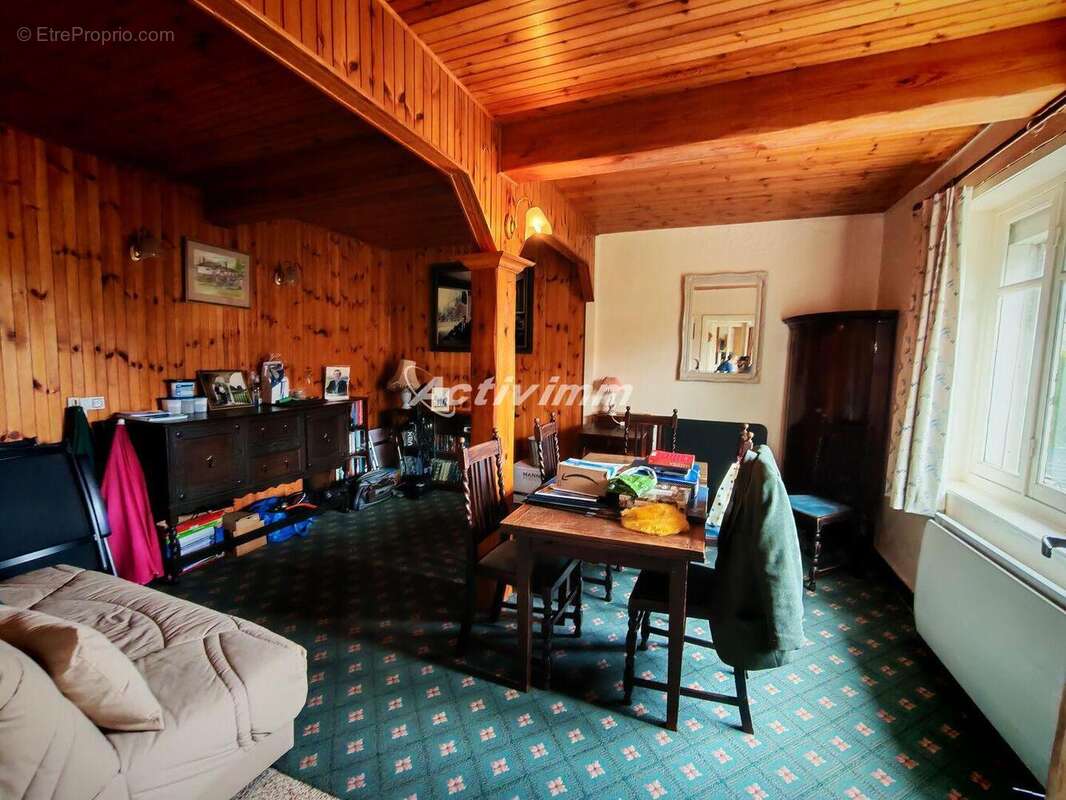 4296 11 - Maison à BERGUENEUSE