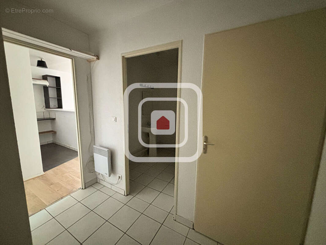 Secteur clairmarais appartement t2 49.04 m2 avec balcon - photo 5