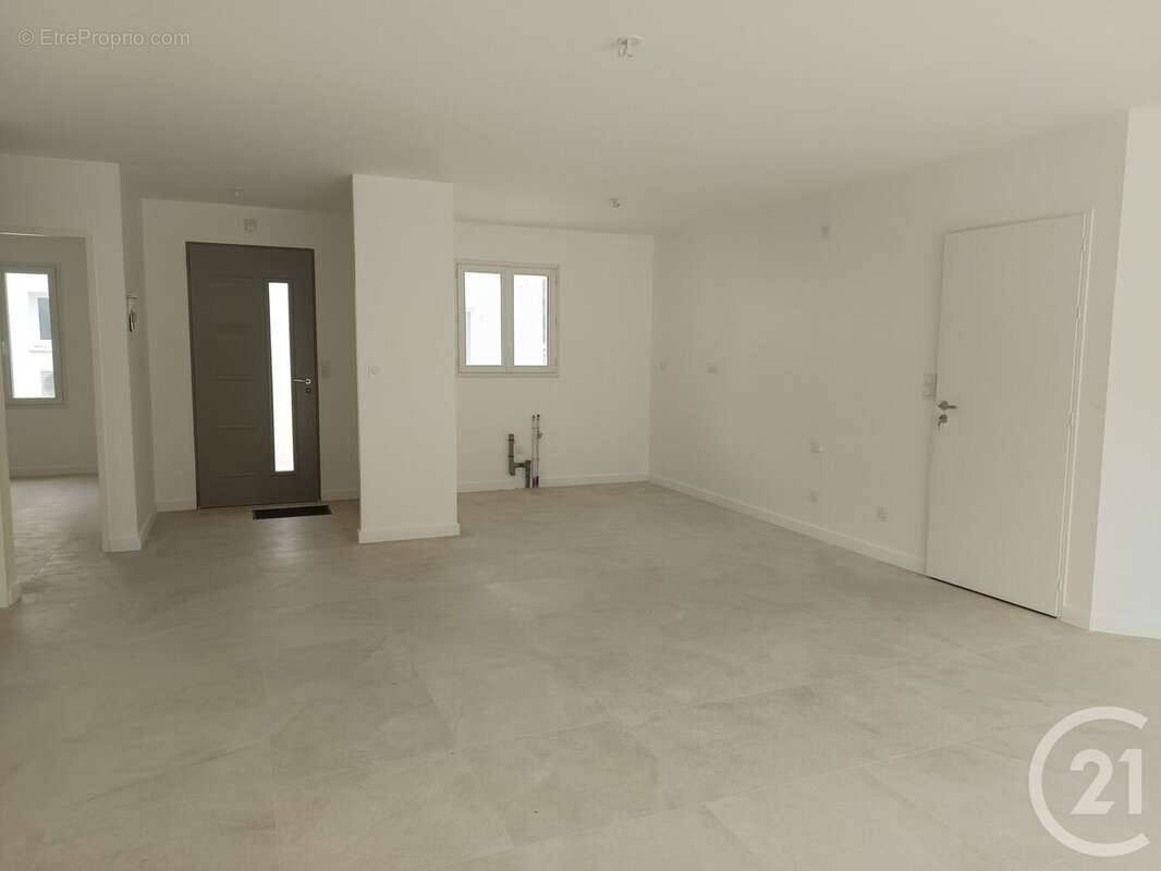 Maison à MESCHERS-SUR-GIRONDE