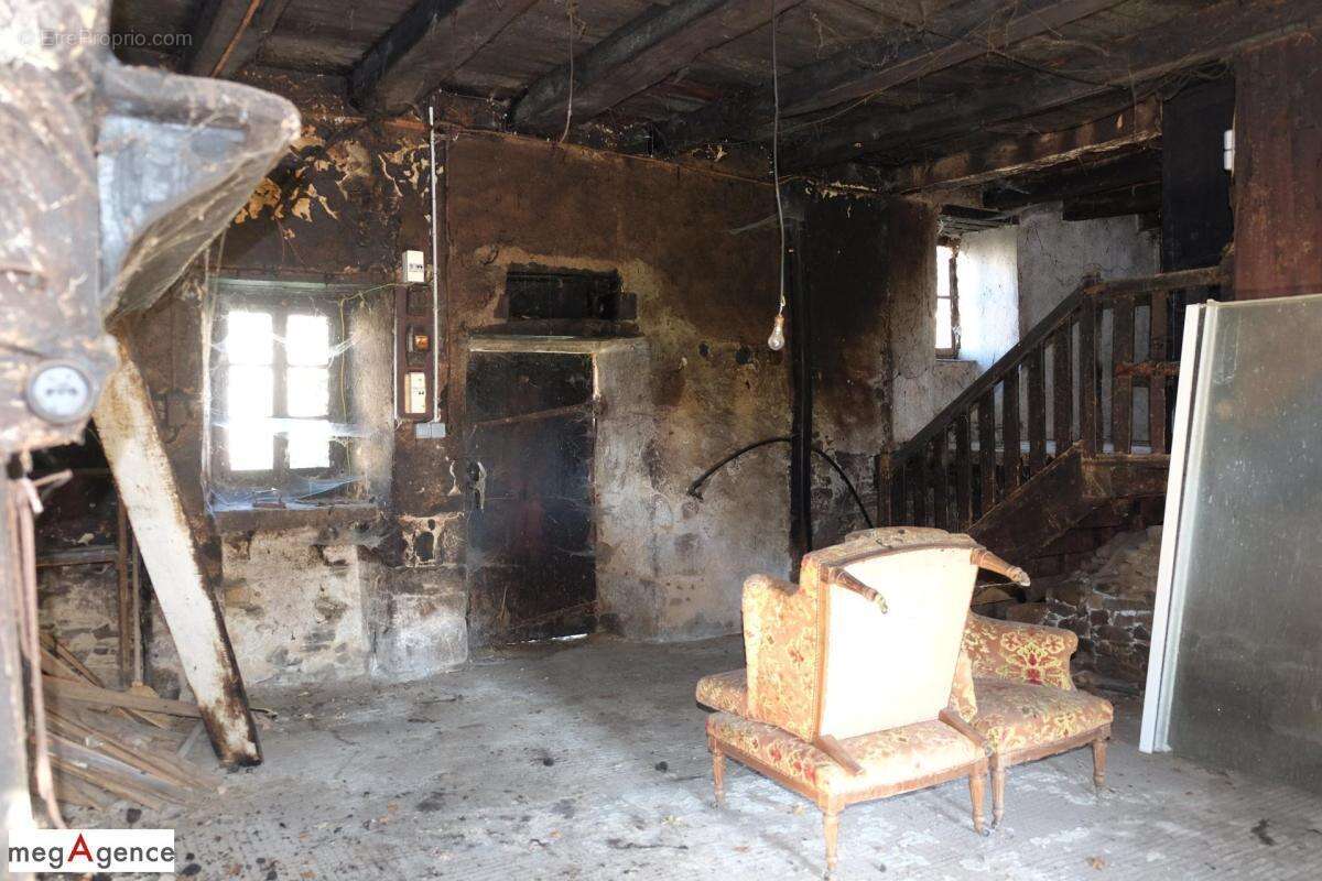 Maison à NAVES