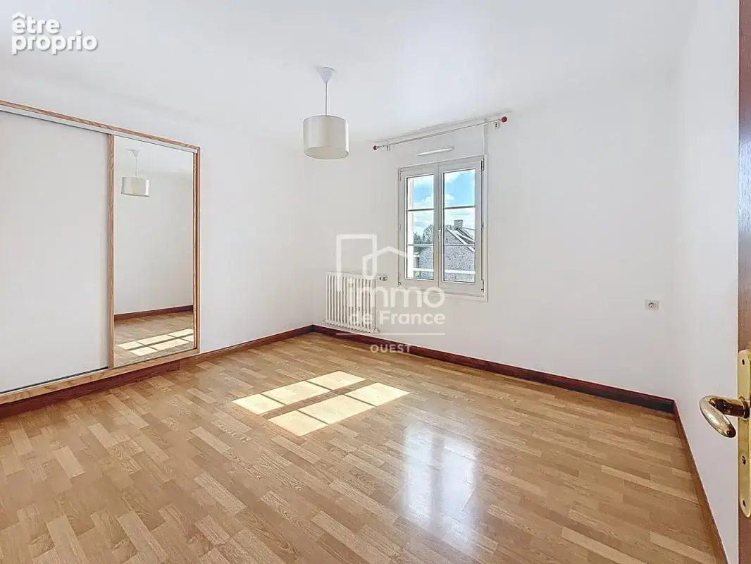 Maison Marcillé-la-ville 8 pièces 175 m² - photo 6